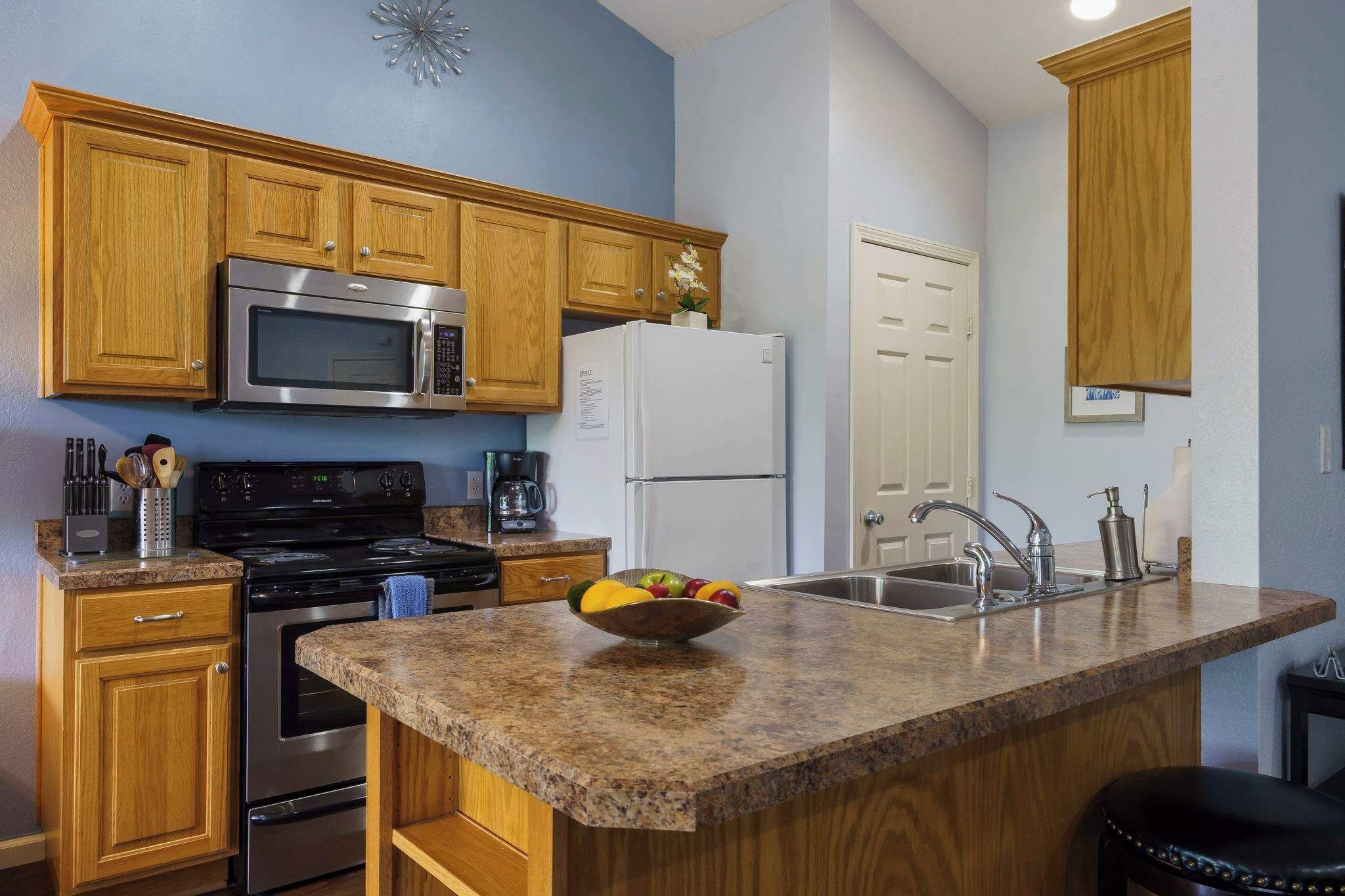 Condo, Plusieurs lits, balcon, vue sur le terrain de golf (Holiday Ridge Retreat 10) | Cuisine privée | Cafetière-théière