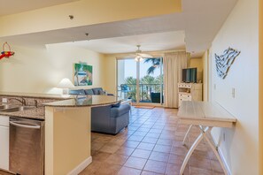 Maison, Plusieurs lits, baignoire à remous, vue sur l’océan | 2 chambres, accès au Wi-Fi (inclus), literie fournie