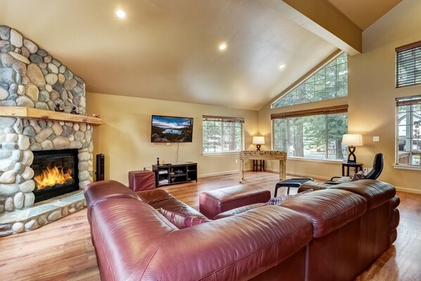 House, Multiple Beds, Patio, Mountain View (Sutter Trail Sparkles) | Living area | 50-inch flat-screen TV with digital channels, fireplace - Sutter Trail Sparkles - Air Conditioned Large Family Home! (South Lake Tahoe)