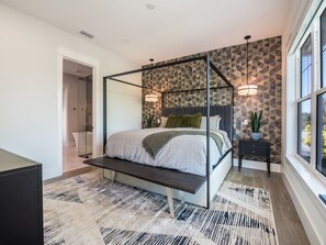 4 Schlafzimmer, Bügeleisen/Bügelbrett, kostenloses WLAN, Bettwäsche