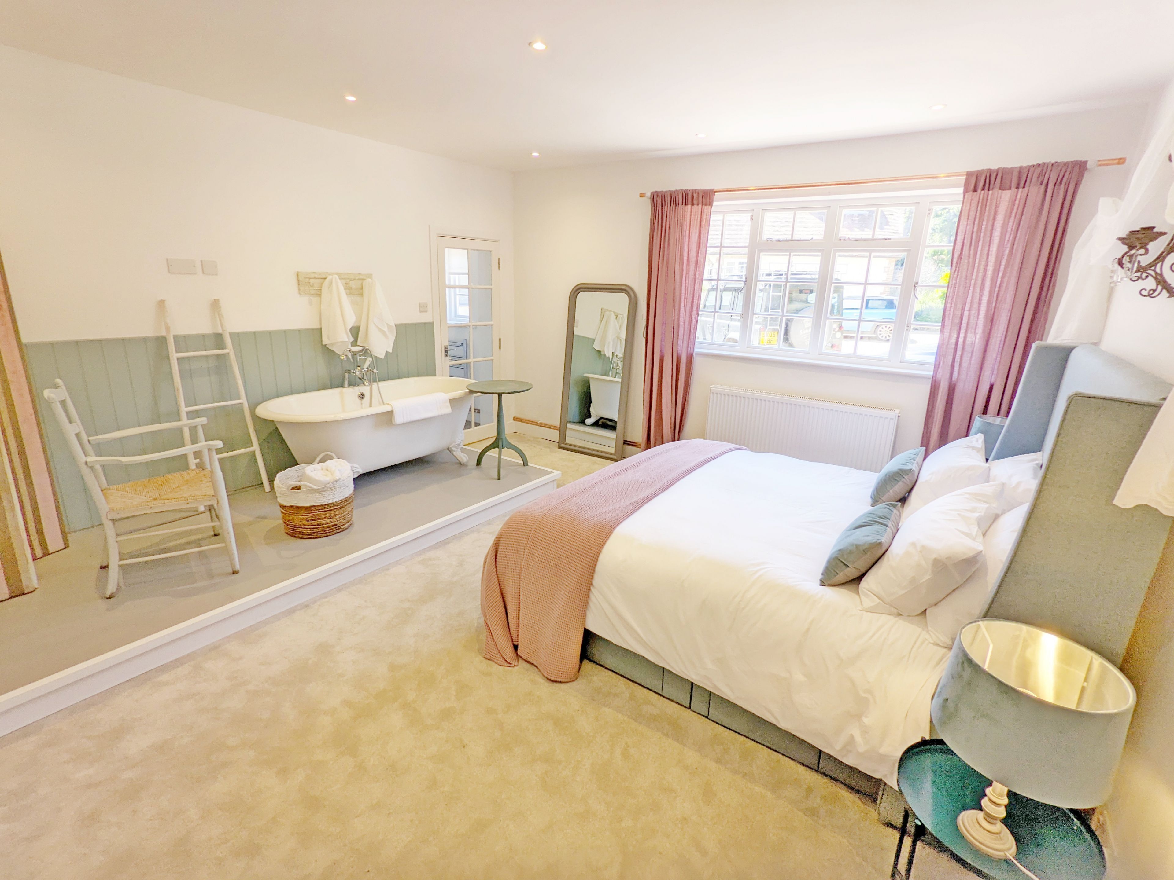 7 bedrooms, iron/ironing board, travel cot, WiFi