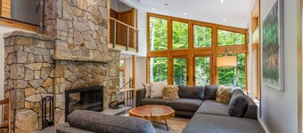 Luxurious Modern Home Steps to Gondola & Village