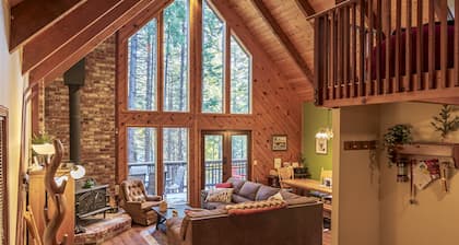 Both Cabins! Multi-Family Getaway - Evergreen Dorrington Combo