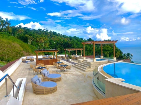 Outdoor pool. Beautiful 2 bedroom 3 bed condominium with big balcony