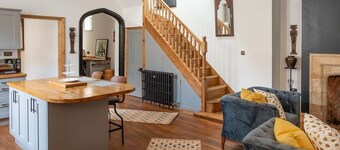 Luxury City Centre Accommodation Sleeping 2