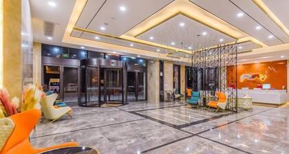 Borrman Hotel (Chongqing Ronghui Peninsula)