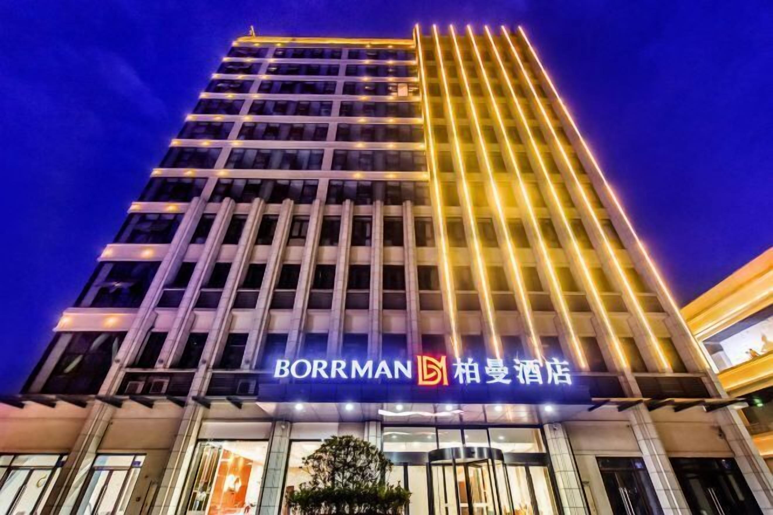 المنشأة من الخارج