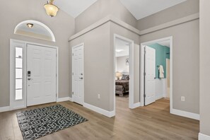 Interior - Newly renovated near Disney w/ private pool (Davenport)