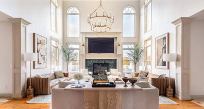 Rhinebrook Estate - 8 Bed/8Bath (Sleeps 20)