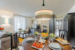 Interior - Smart and Luxury 2 bedrooms 2 bathrooms first floor apartment centrally located inside the walls of Lucca (Lucca)