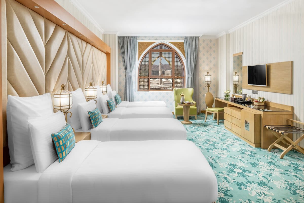 In-room safe, desk, iron/ironing board, free WiFi