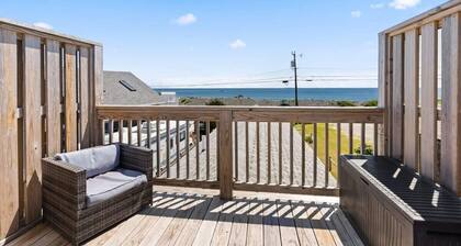 "The Surf" | Ocean & Marsh Views | Rooftop Deck