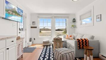 TV, strømmetjenester og kontorer