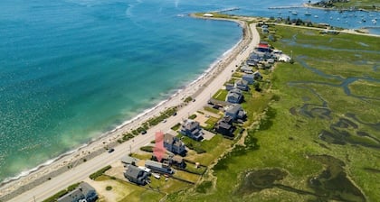 "The Surf" | Ocean & Marsh Views | Rooftop Deck