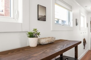 Interior - "The Surf" | Ocean & Marsh Views | Rooftop Deck (Rye)