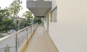 Deluxe Room | Desk, iron/ironing board, bed sheets - Treebo Grand Town House (Faridabad)