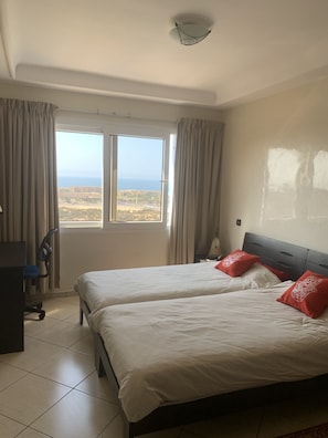 2 chambres, bureau, fer et planche Ă repasser, Wi-Fi gratuit