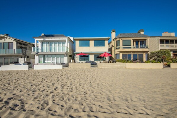 Exterior - Upstairs 2 Bedroom Home w/ Ocean Views on 65th St. (Newport Beach)