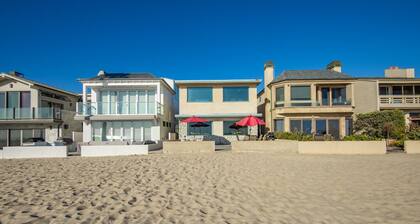 Upstairs 2 Bedroom Home w/ Ocean Views on 65th St.