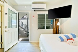 6 quartos, berço de viagem, Wi-Fi, roupa de cama