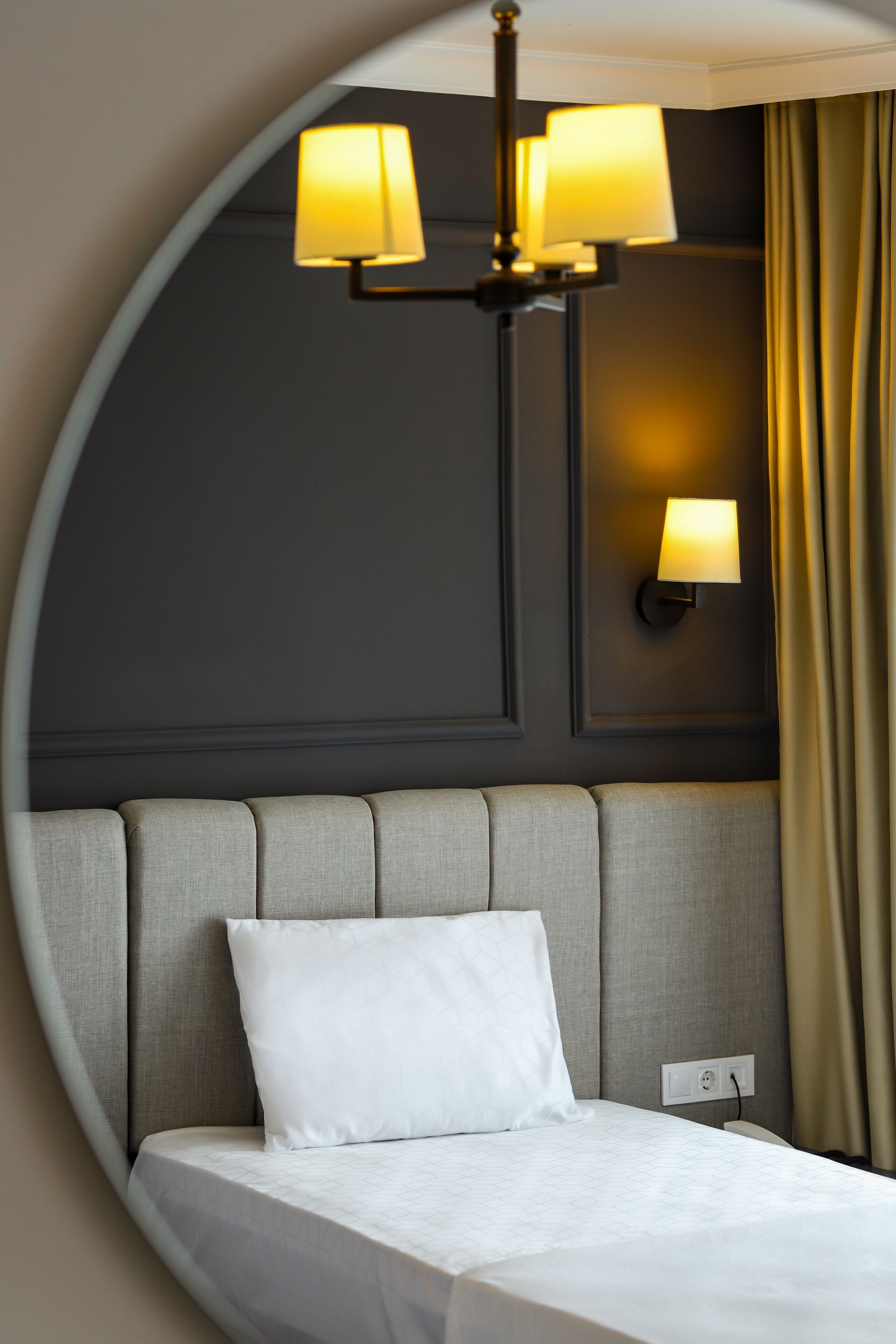 classic twin room | minibar, desk, laptop workspace, bed sheets