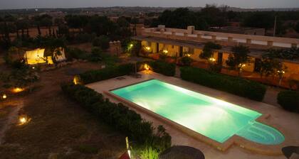 40 m2 apartment with terrace and pool access at artgana Lodge.