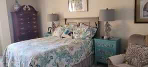 2 bedrooms, desk, iron/ironing board, free WiFi