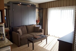TV, computer monitors, printers - Polo Towers - Las Vegas, NV - Studio Suite Sleeps 2. Super Bowl Steal!! (Las Vegas)
