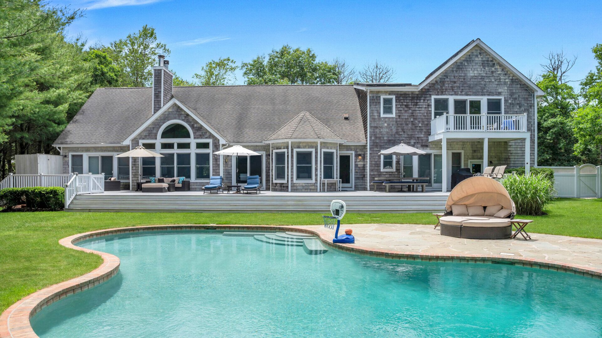 Postmodern 4,000 Square-Foot Retreat on Four Acres, Expansive Outdoor...