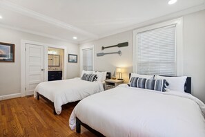 1 soverom, strykejern/-brett, wi-fi (inkludert) og sengetøy