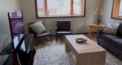 Quiet retreat on Little Whitefish Lake