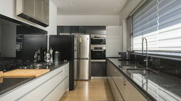 Luxury Villa, 4 Bedrooms | Private kitchen | Full-sized fridge, microwave, oven, stovetop