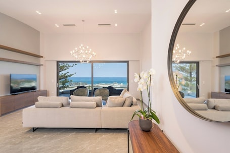 Luxury Villa, 3 Bedrooms | Living area | 42-inch Smart TV with satellite channels, TV