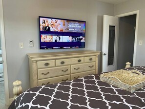 1 chambre, fer et planche à repasser, lit parapluie, Wi-Fi gratuit