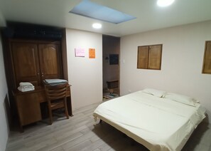 Studio - Hogar tico- estadounidense (Rio Segundo)