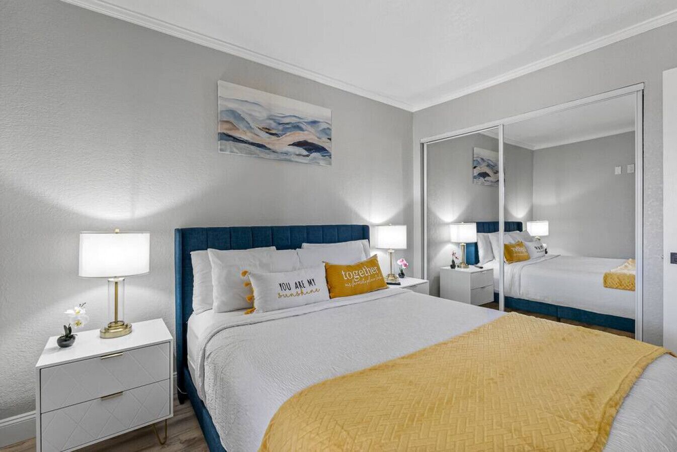 1 chambre, bureau, fer et planche à repasser, accès au Wi-Fi (inclus)