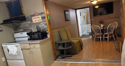 3-Bedroom apt. ideal location near new river gorge