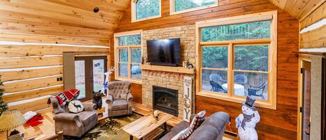 Smart-TV, Kamin, Stereoanlage, Arbeitsbereiche