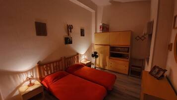 2 camere, ferro/asse da stiro, Wi-Fi (a pagamento), lenzuola