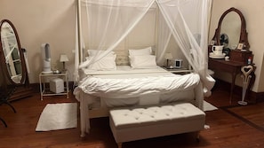 Classic-Zimmer | Hochwertige Bettwaren, Select-Comfort-Betten, Minibar, Zimmersafe