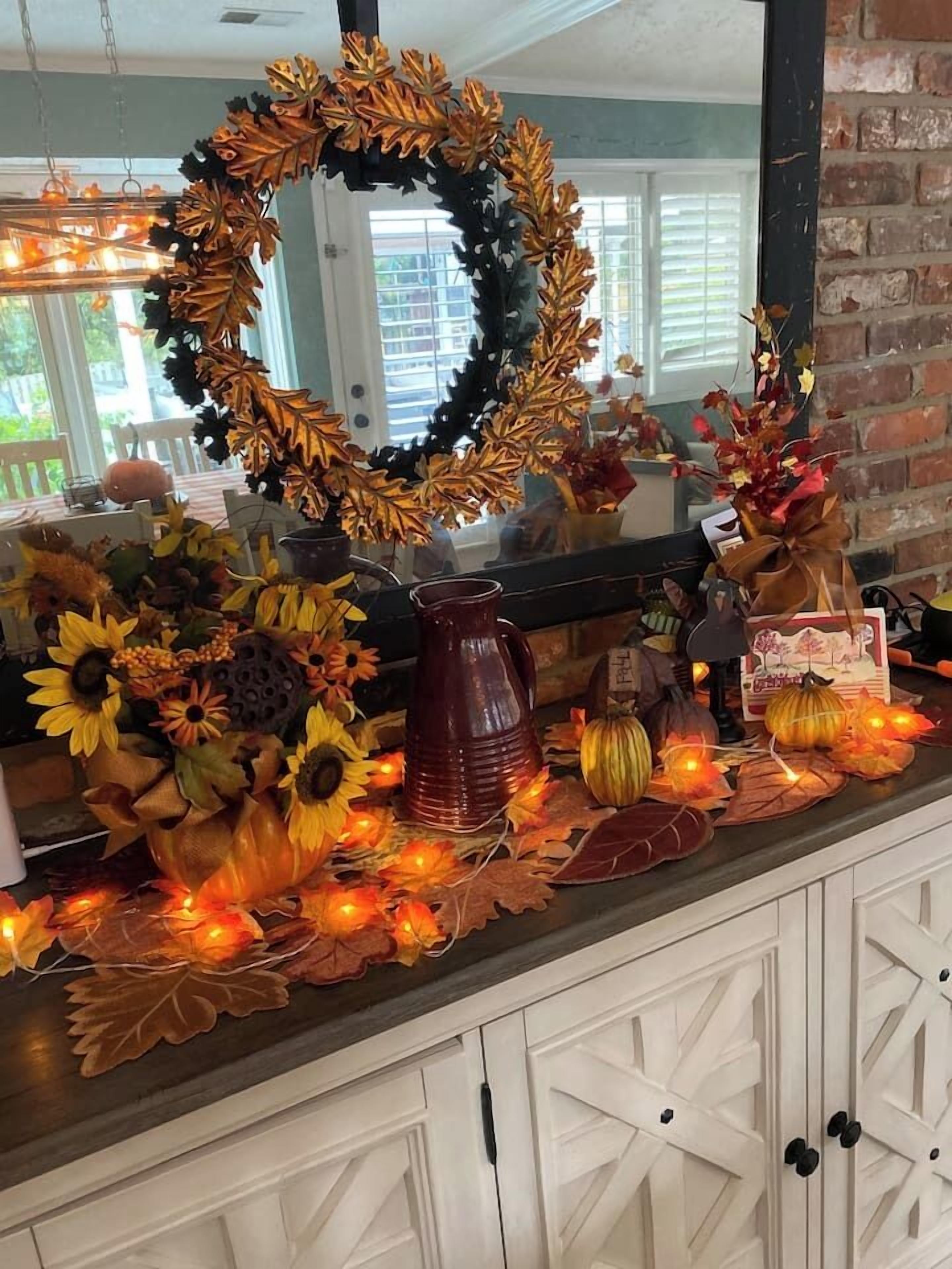 Spend your family Thanksgiving here and enjoy the Fall decorations!