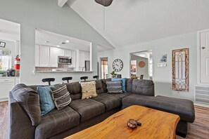 تلفزيون ذكي، مدفأة، طابعة