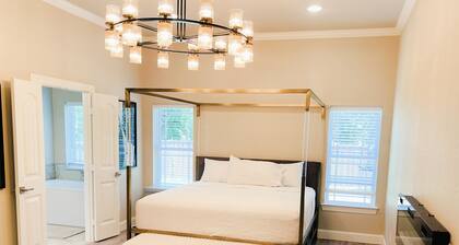4 beds/ 3 bedrooms/ Family & Pet Friendly
