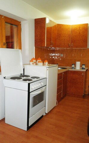 Frigorifero, forno, tostapane, frullatore