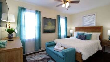 3 bedrooms, desk, soundproofing, iron/ironing board