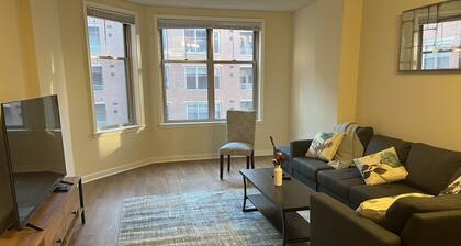 1 Bedroom + 1 Den in West End!