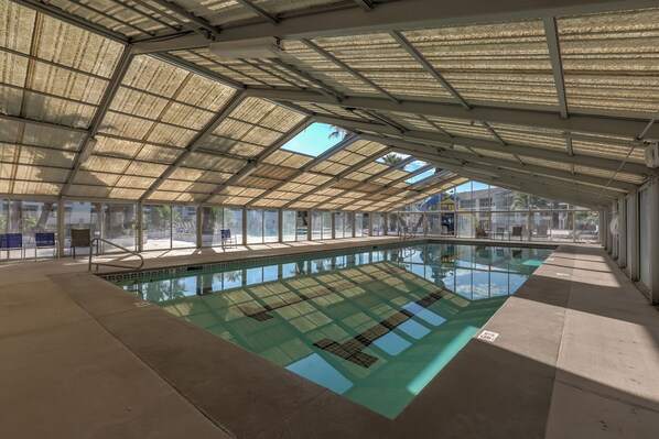 Beheizter Pool, Schwimmbecken