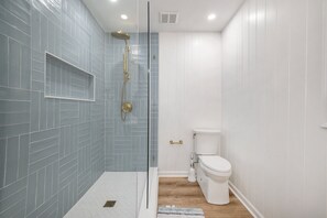 Bathtub