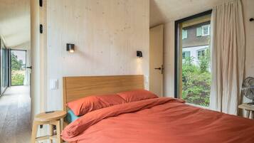 1 slaapkamer, een bureau, gratis wifi, beddengoed