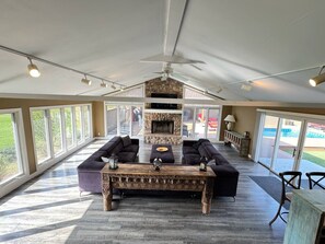 TV, fireplace - Play @ The Hideaway - hot tub, sauna, gymnasium (Three Oaks)